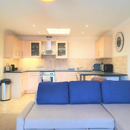 Old Town Central Apartments Swindon Extérieur photo