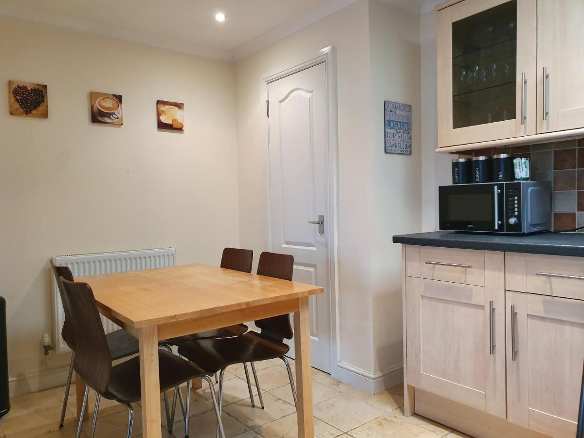 Old Town Central Apartments Swindon Extérieur photo