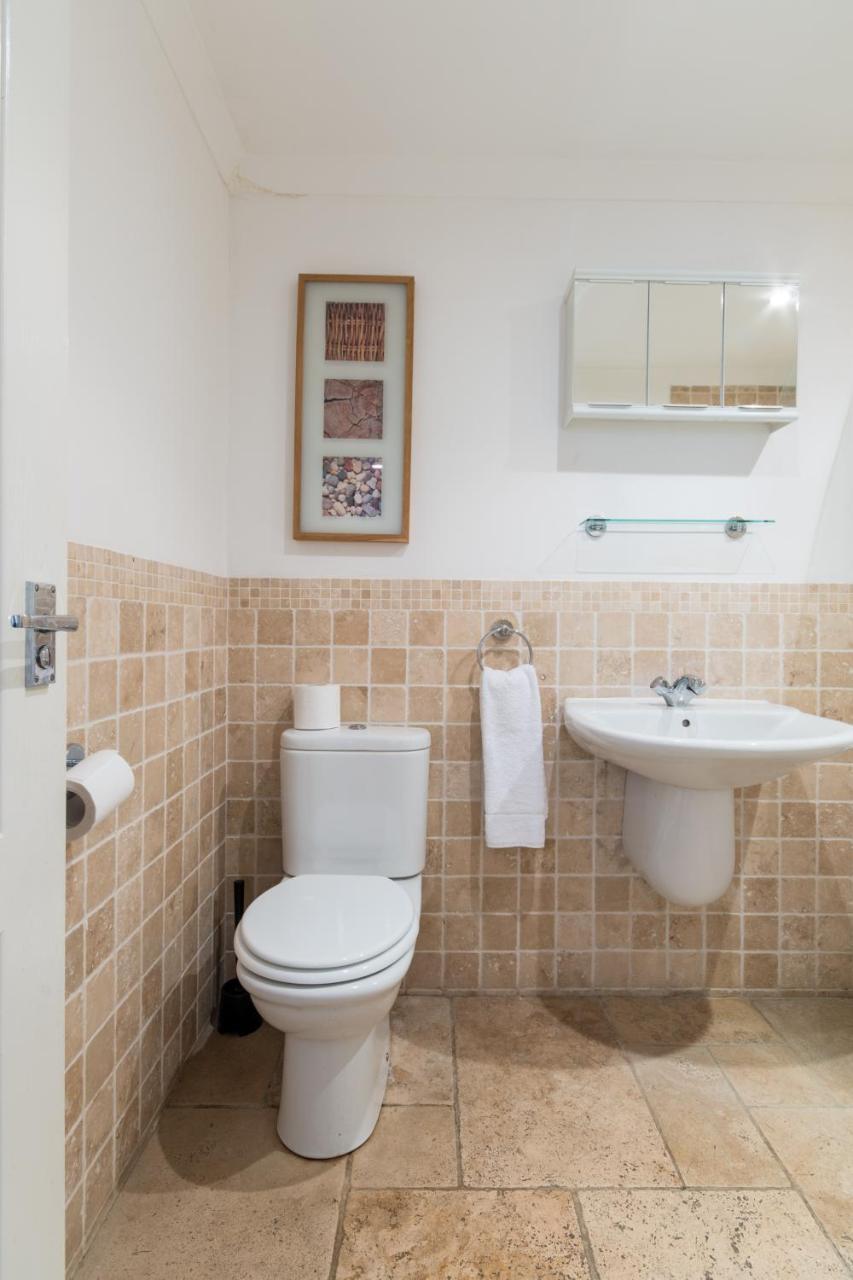 Old Town Central Apartments Swindon Extérieur photo