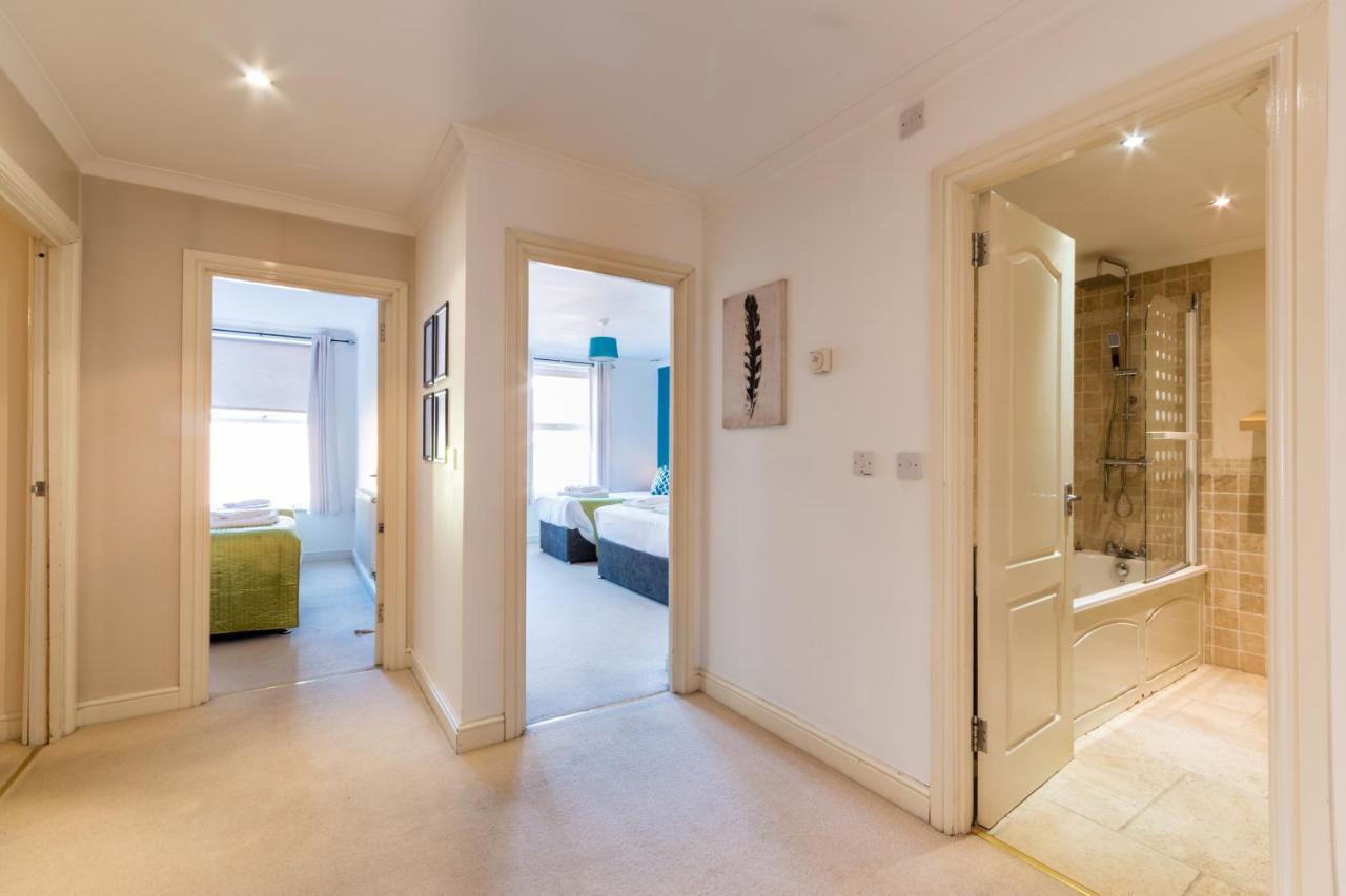 Old Town Central Apartments Swindon Extérieur photo